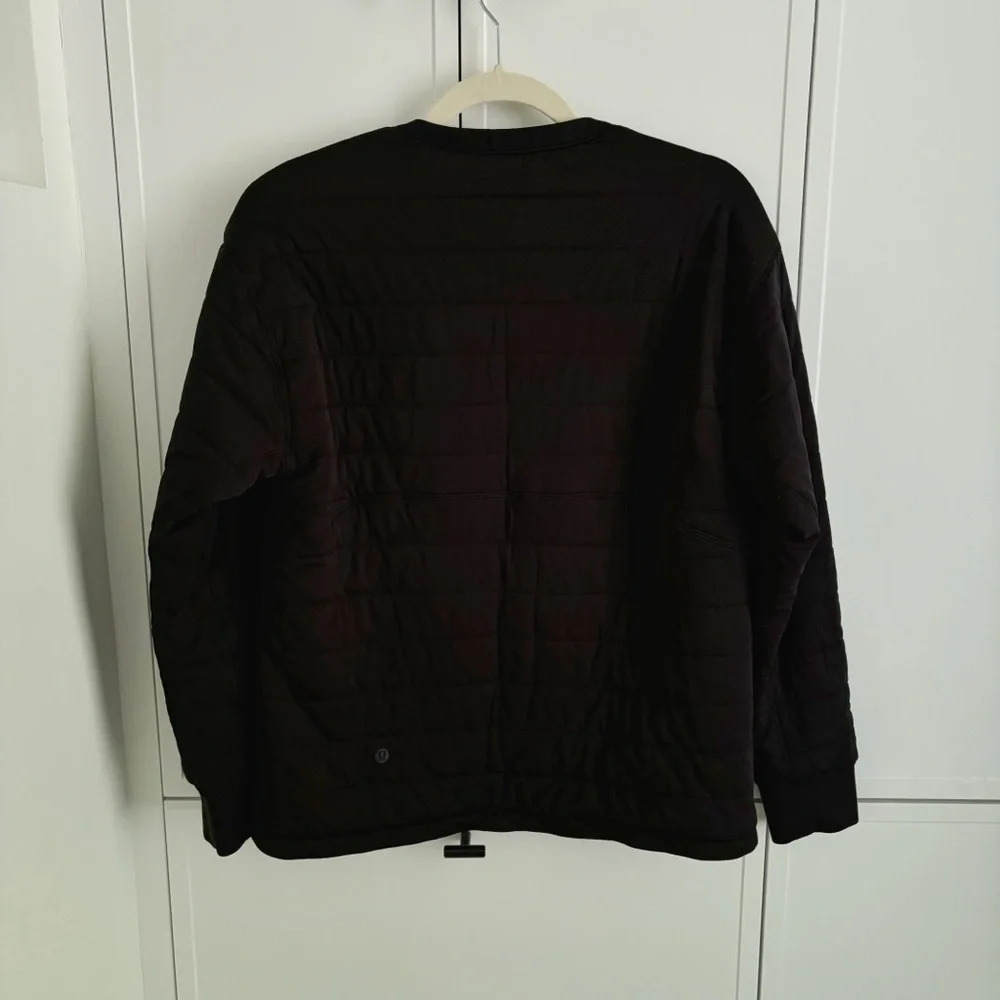 Lululemon Dynamic Movement Crew Black Quilted Pullover Sweatshirt Size 2 - Picture 7 of 9